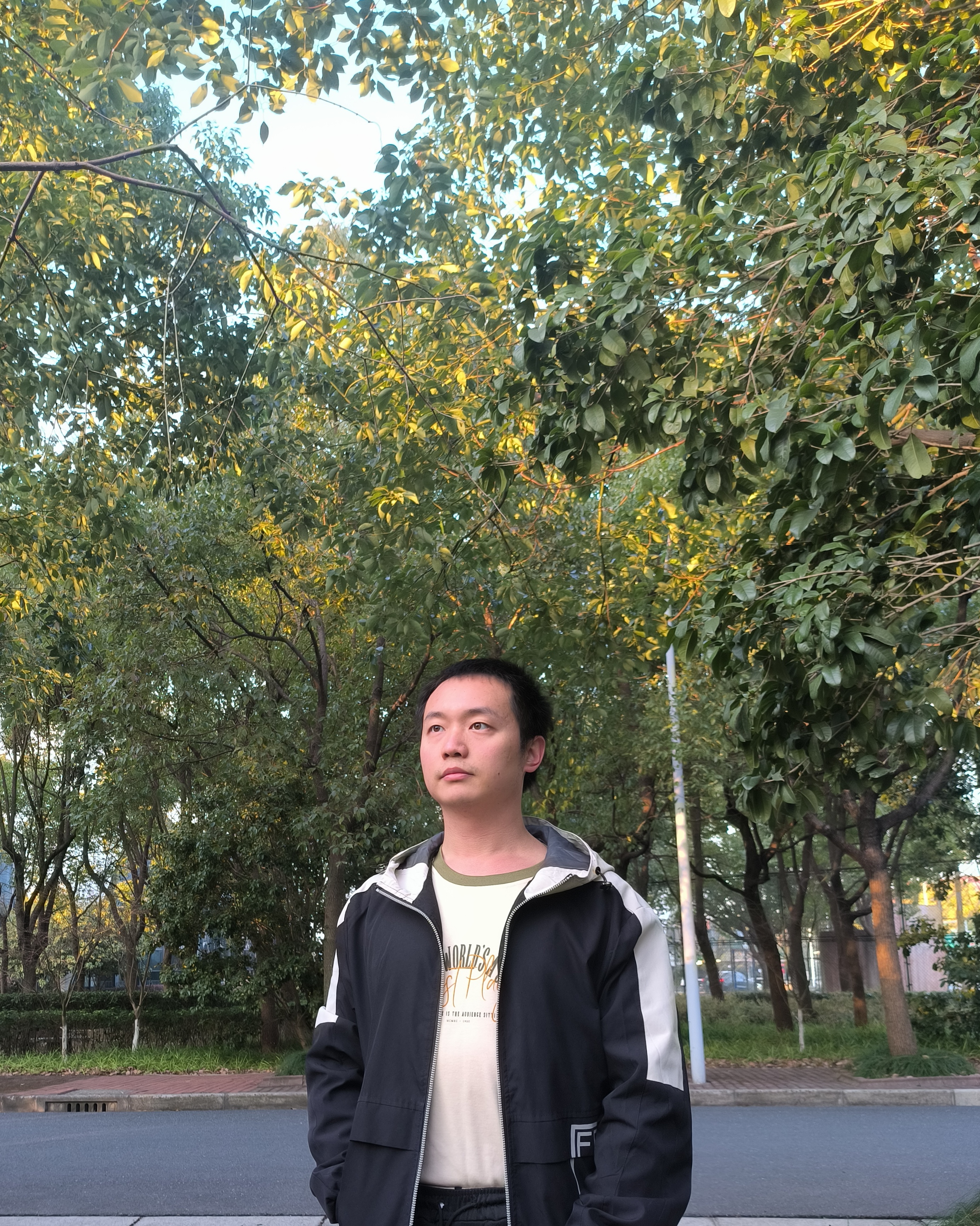 1744268953613202.jpg 50_其他照片_生活照2.jpg