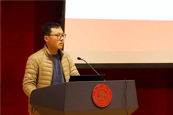 1616482944110139.jpg 图6 徐震原介绍节能减排.jpg