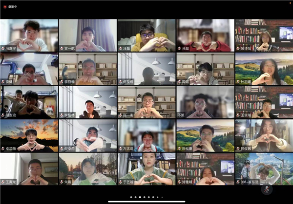 1648453723834941.jpg 5-比心.jpg