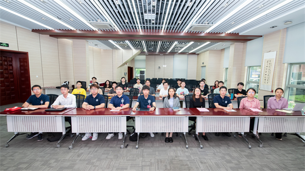 1720014741127299.jpg 图13-合影.jpg