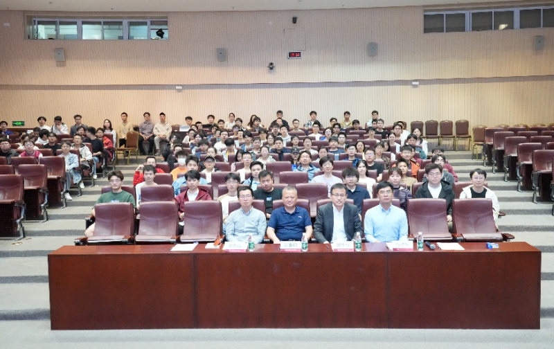 1745397787181916.jpg 图8 主题党日全体合照_resized.jpg