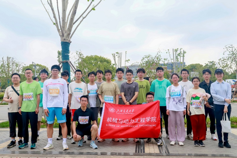 1746323508426764.jpg 图二+合影_resized.jpg