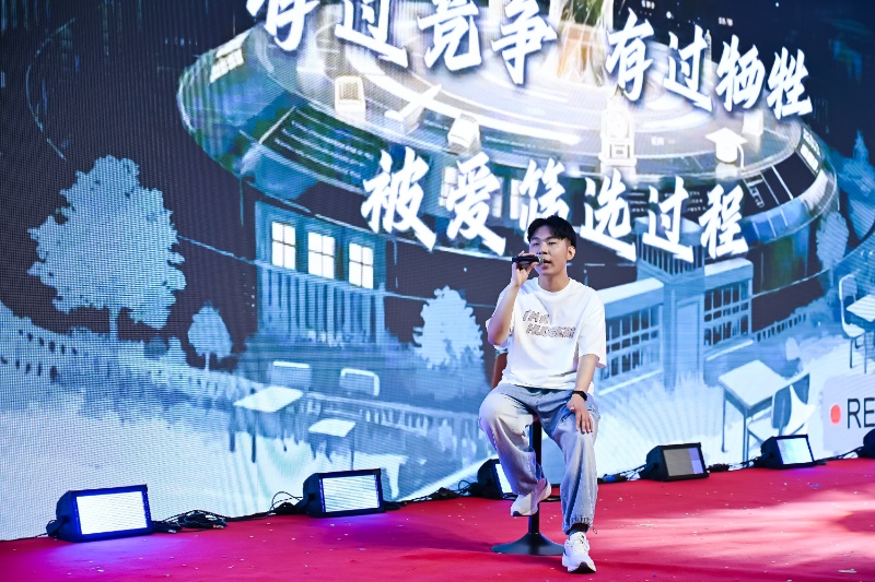 1751115650977447.jpg 图13+达尔文_resized.jpg